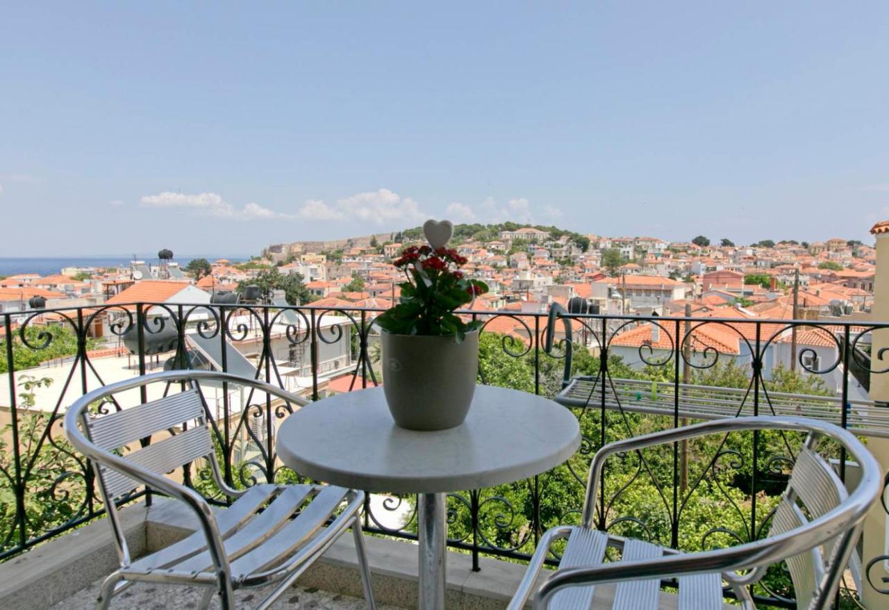 Selana Apartments Mytilene Exterior photo