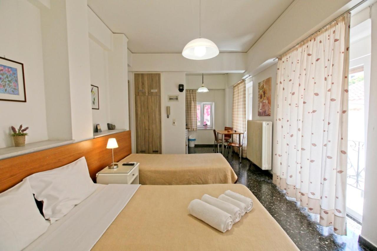 Selana Apartments Mytilene Exterior photo