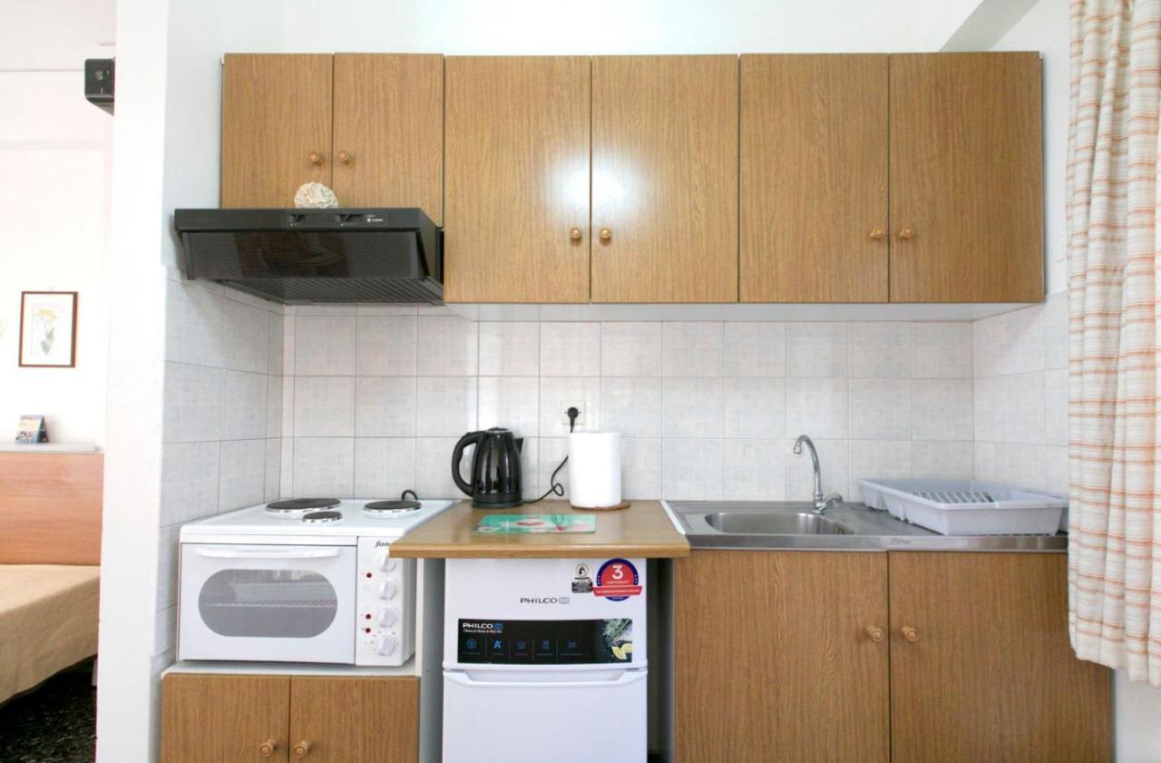 Selana Apartments Mytilene Exterior photo