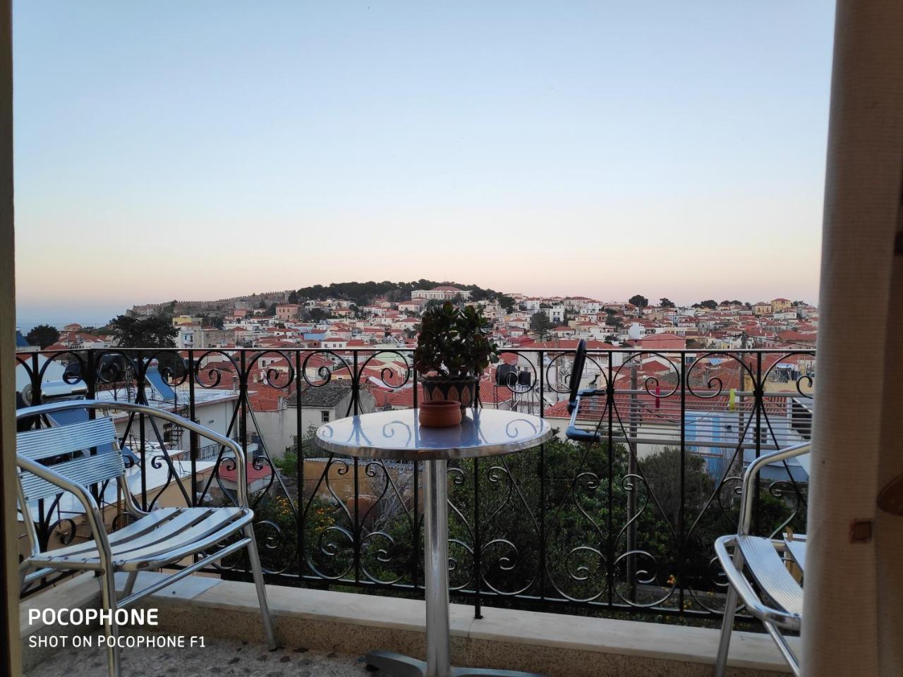 Selana Apartments Mytilene Exterior photo